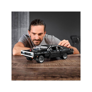 LEGO Technic 42111 - Doms Dodge Charger