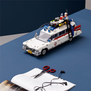 LEGO Icons 10274 Ghostbusters™ ECTO-1